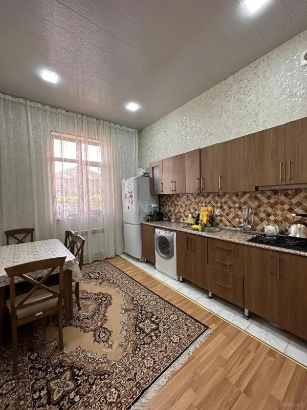Satılır 4 otaqlı həyət evi 125 m²