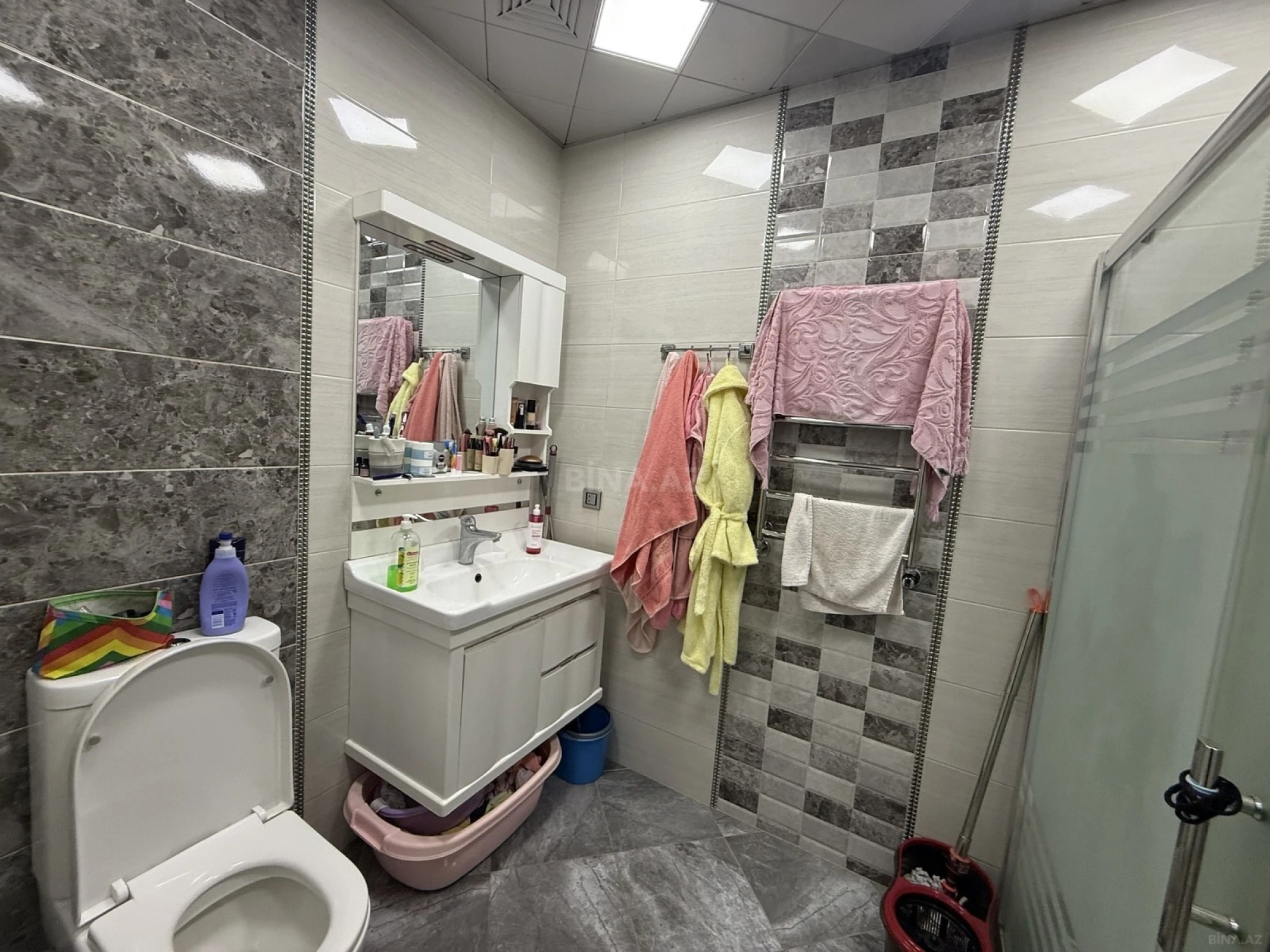 Satılır 3 otaqlı mənzil 130 m²