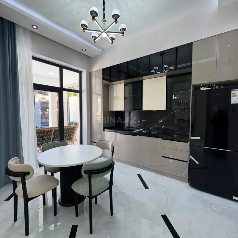 Satılır 4 otaqlı həyət evi 170 m²