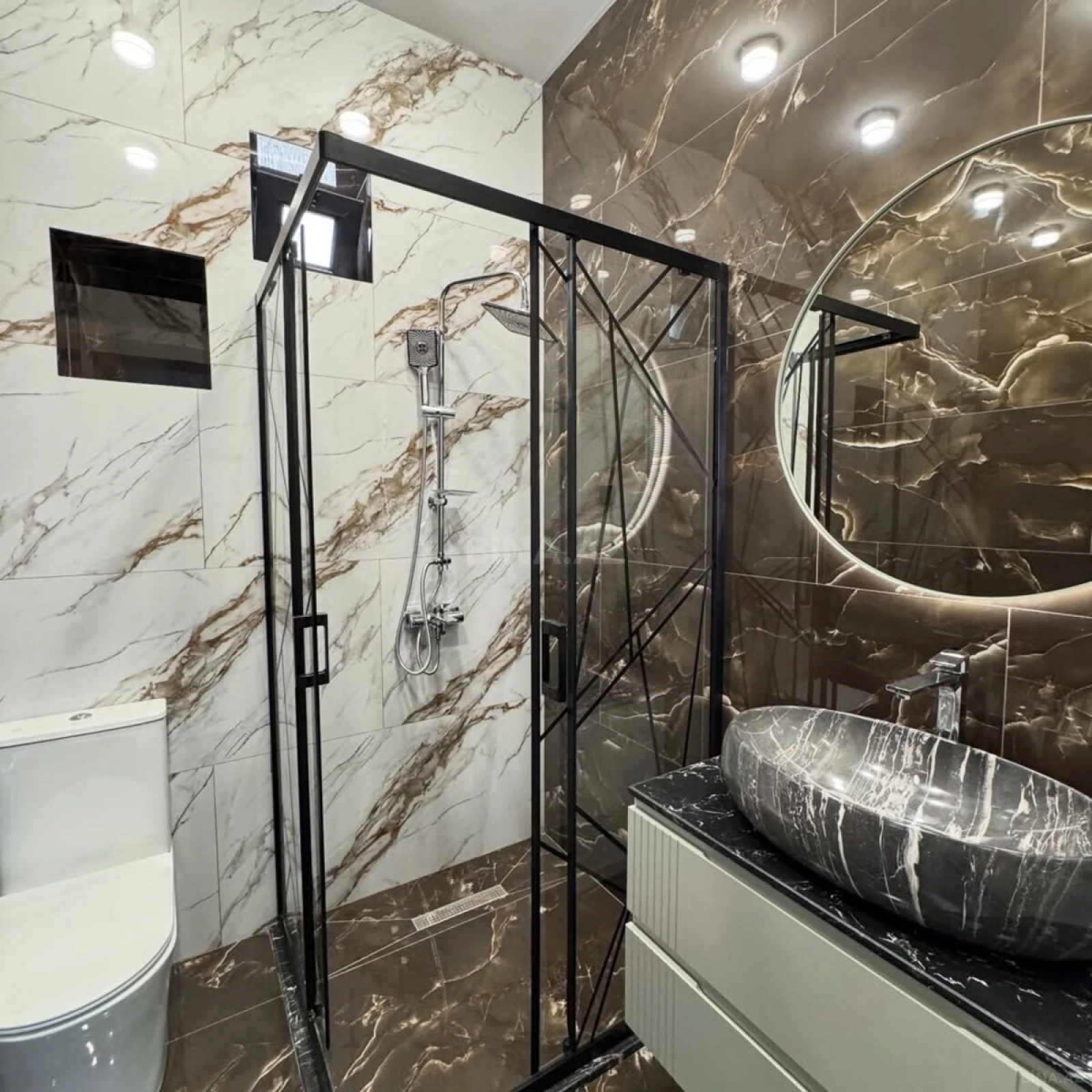 Satılır 4 otaqlı həyət evi 170 m²