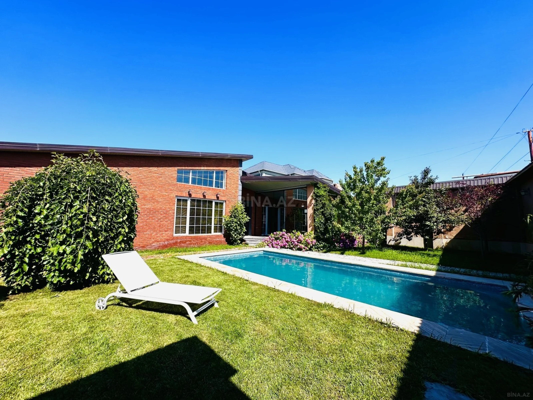 Satılır 4 otaqlı həyət evi 160 m²