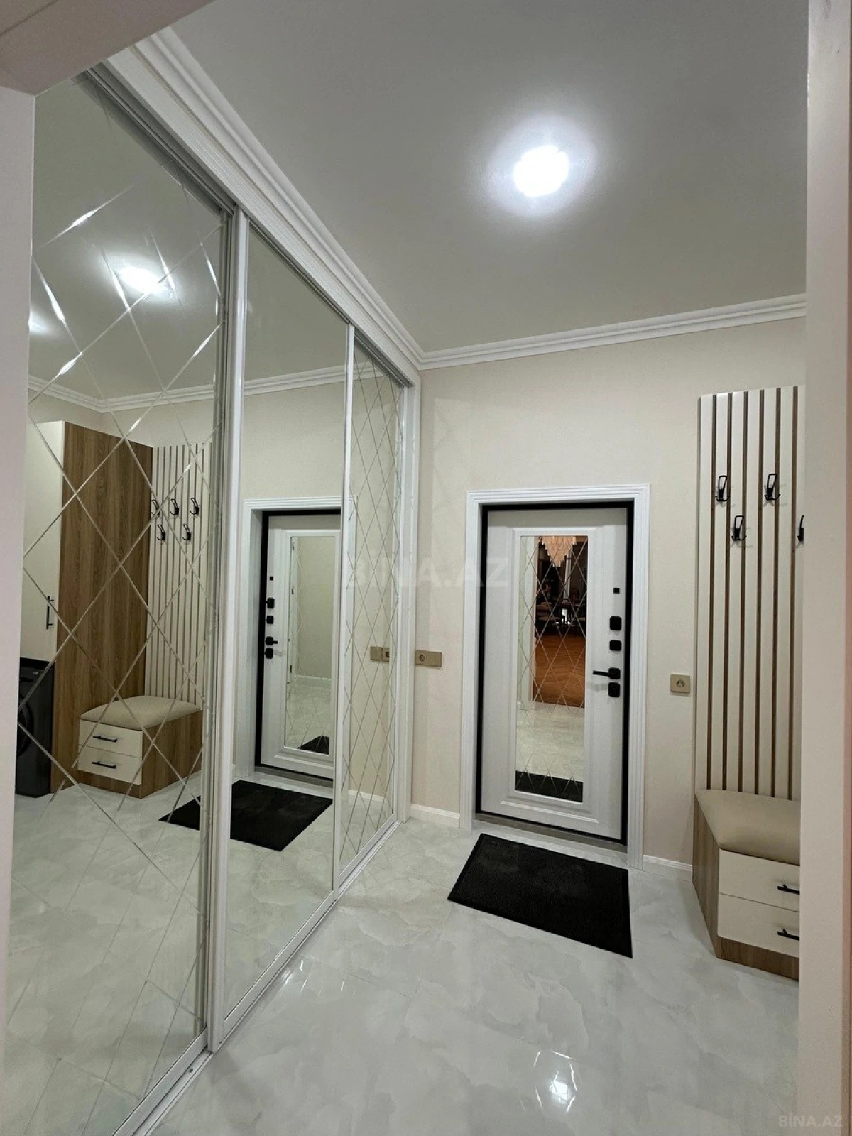 Kirayə verilir 2 otaqlı mənzil 60 m²