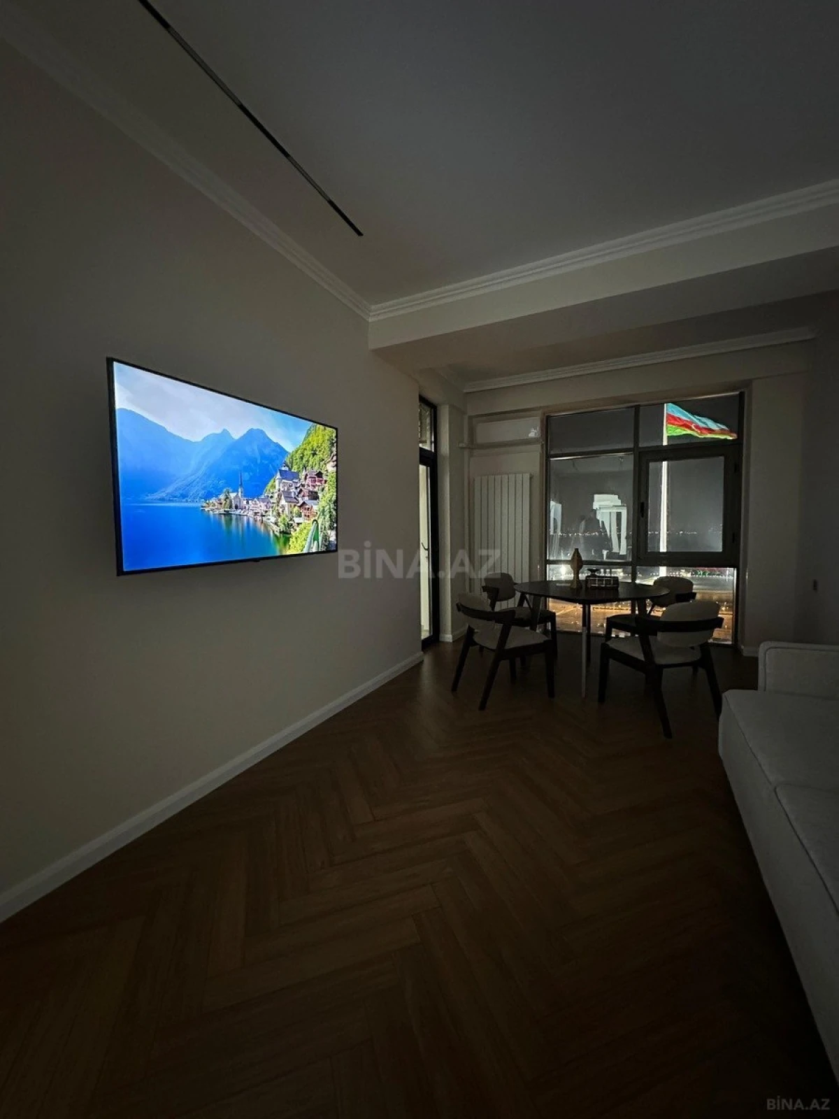 Kirayə verilir 2 otaqlı mənzil 60 m²