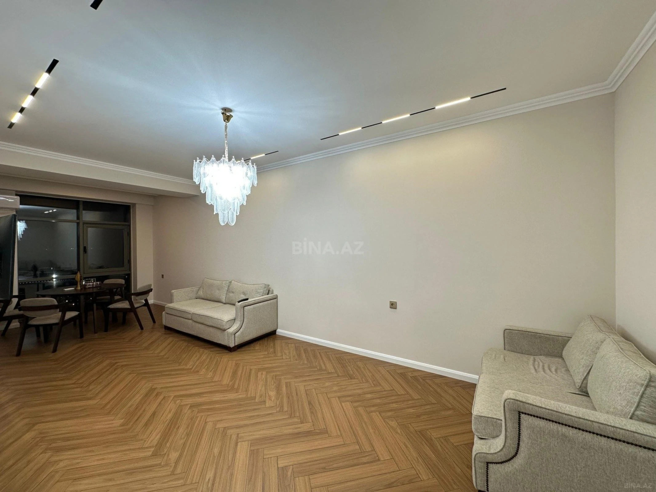Kirayə verilir 2 otaqlı mənzil 60 m²