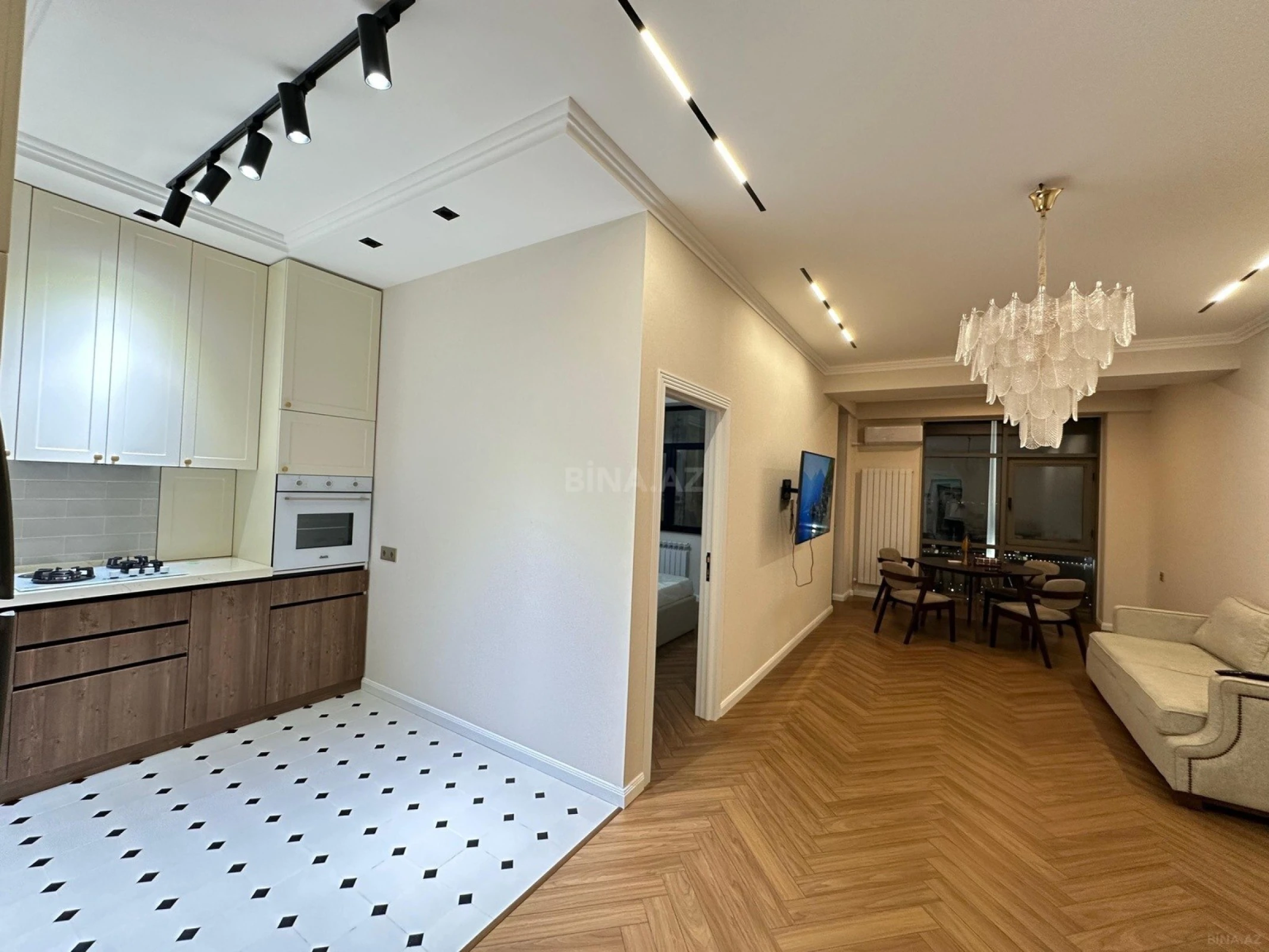 Kirayə verilir 2 otaqlı mənzil 60 m²