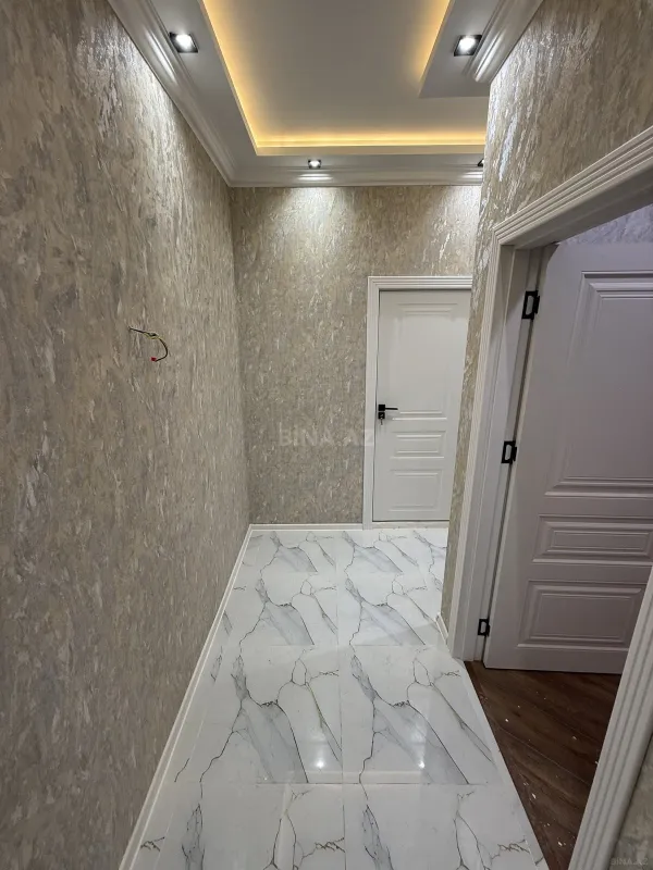 Satılır 2 otaqlı mənzil 61 m²