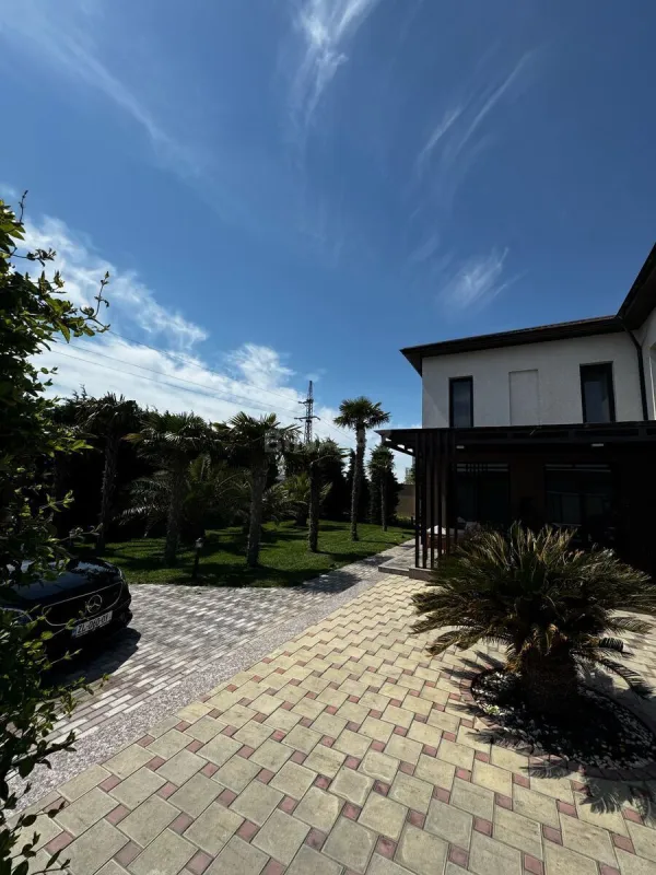 Kirayə verilir 4 otaqlı həyət evi 250 m²