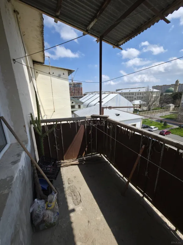 Satılır 3 otaqlı mənzil 67 m²