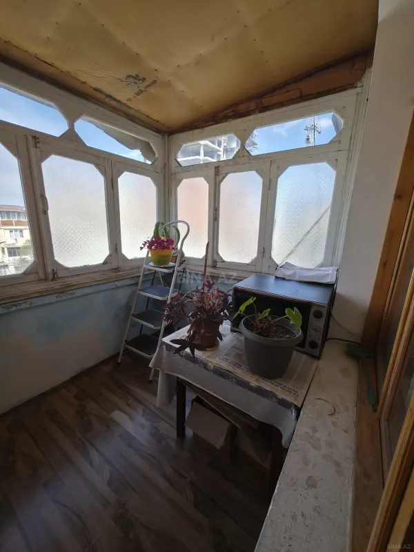 Satılır 3 otaqlı mənzil 67 m²