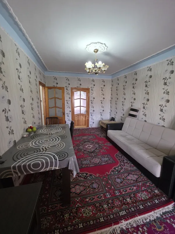 Satılır 3 otaqlı mənzil 67 m²
