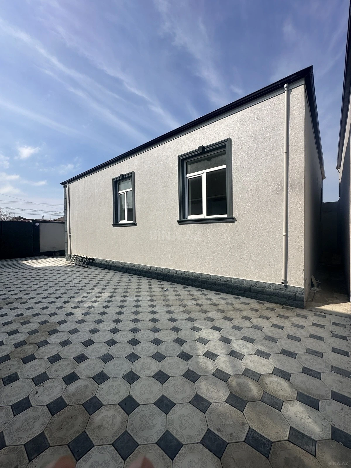 Satılır 4 otaqlı həyət evi 115 m²