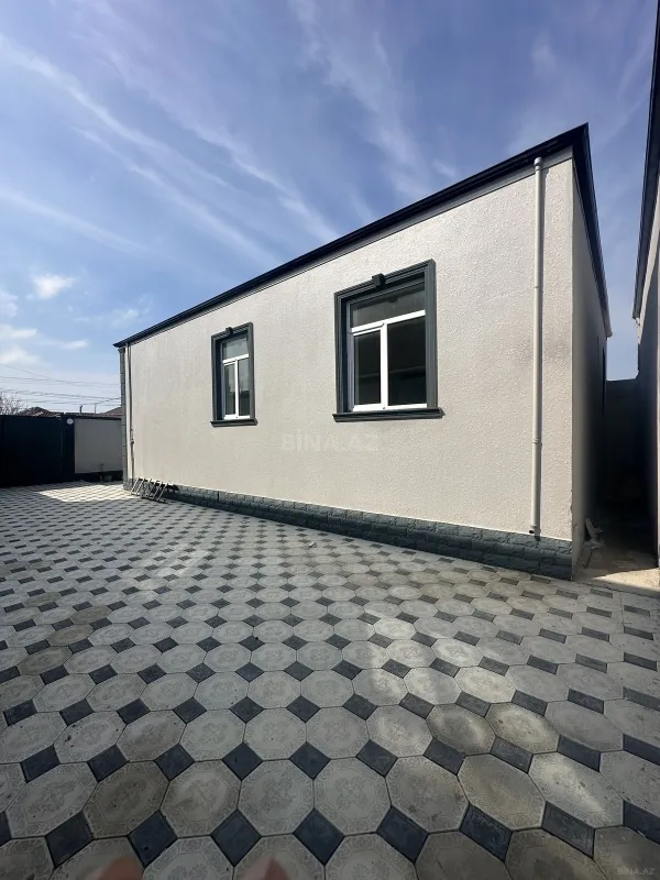 Satılır 4 otaqlı həyət evi 115 m²