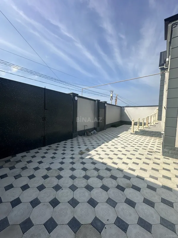 Satılır 4 otaqlı həyət evi 115 m²