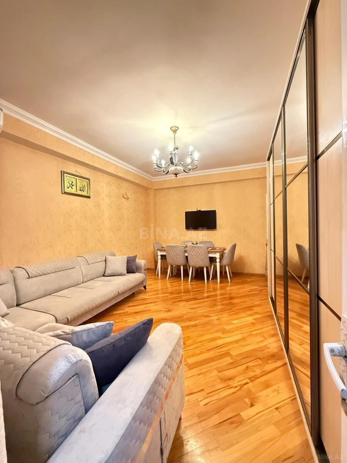 Satılır 2 otaqlı mənzil 54 m²