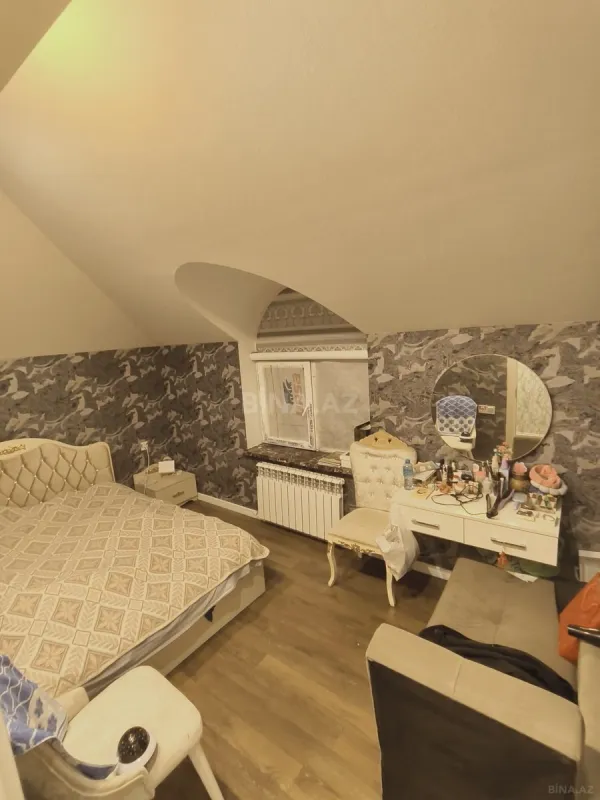 Satılır 5 otaqlı həyət evi 150 m²