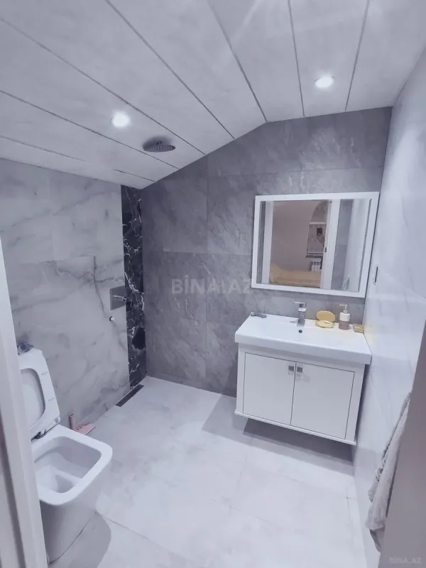 Satılır 5 otaqlı həyət evi 150 m²