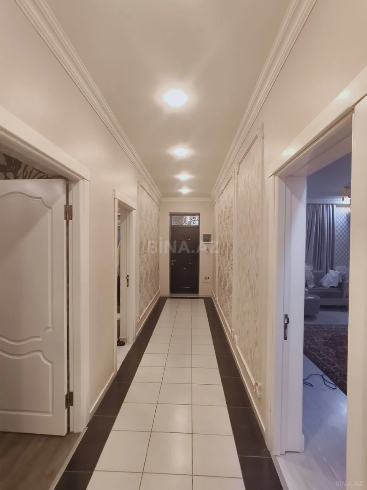 Satılır 5 otaqlı həyət evi 150 m²