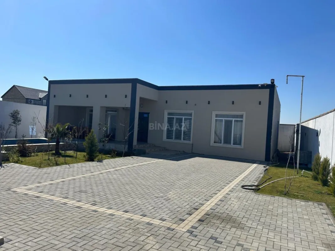 Satılır 5 otaqlı həyət evi 190 m²