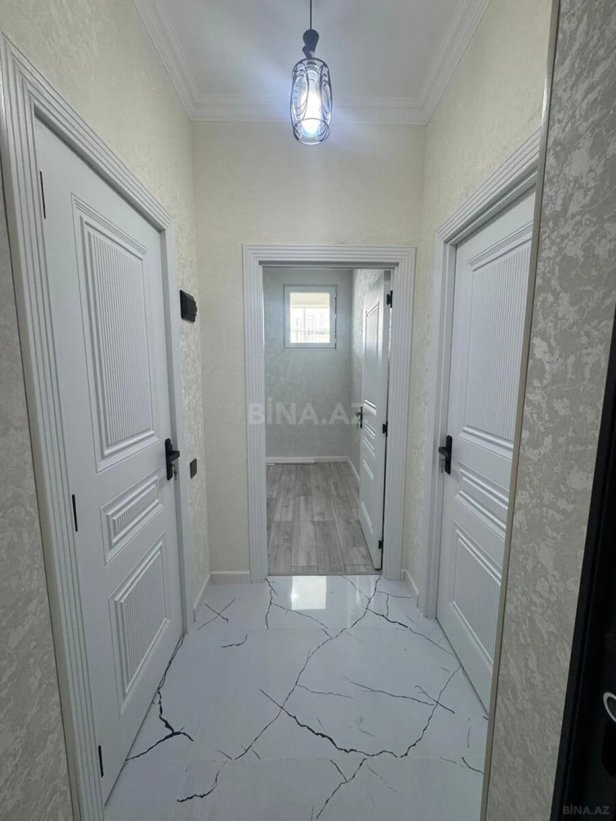 Satılır 2 otaqlı mənzil 44 m²