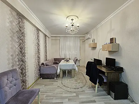 Satılır 2 otaqlı mənzil 60 m²