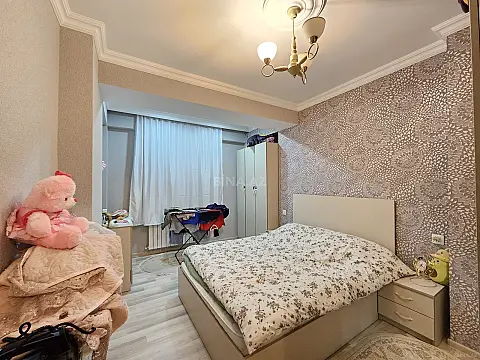 Satılır 2 otaqlı mənzil 60 m²