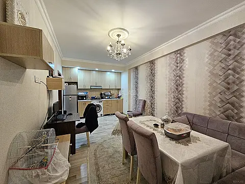 Satılır 2 otaqlı mənzil 60 m²