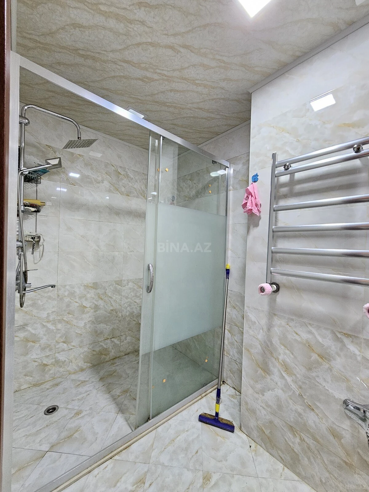 Satılır 2 otaqlı mənzil 60 m²