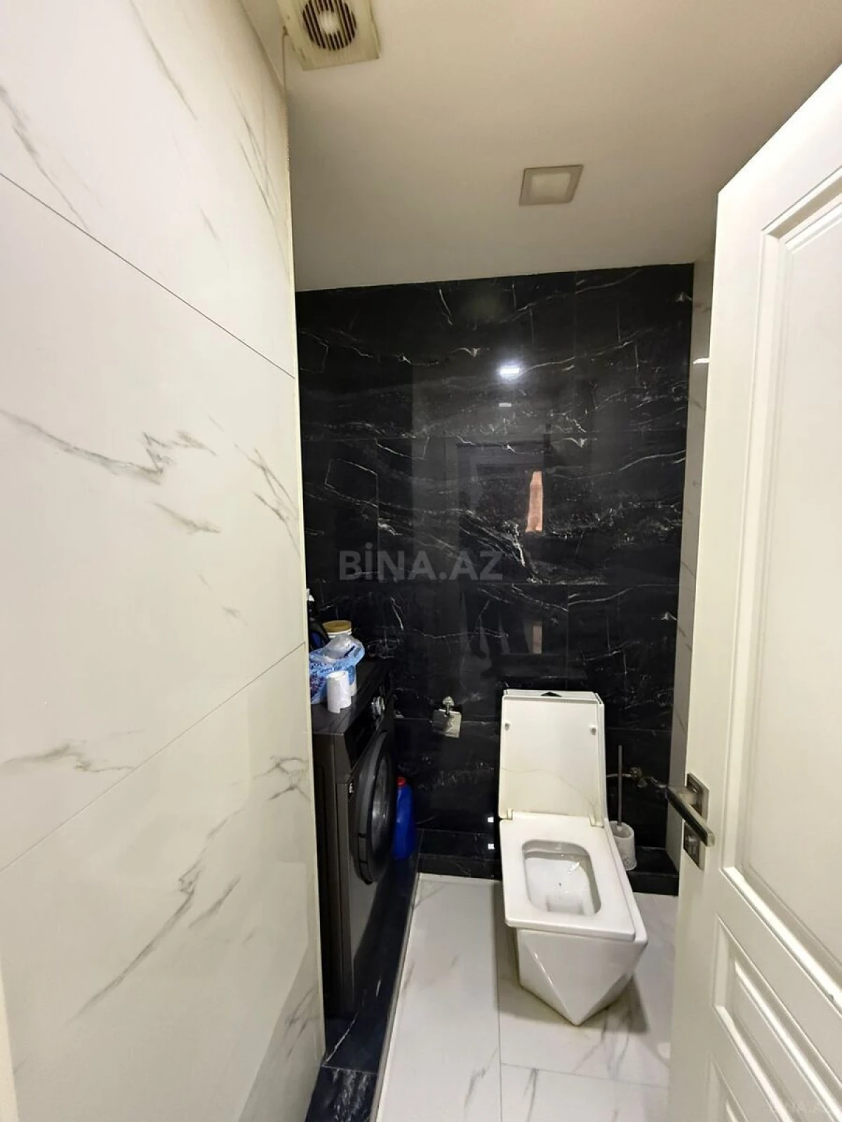 Satılır 3 otaqlı mənzil 138 m²
