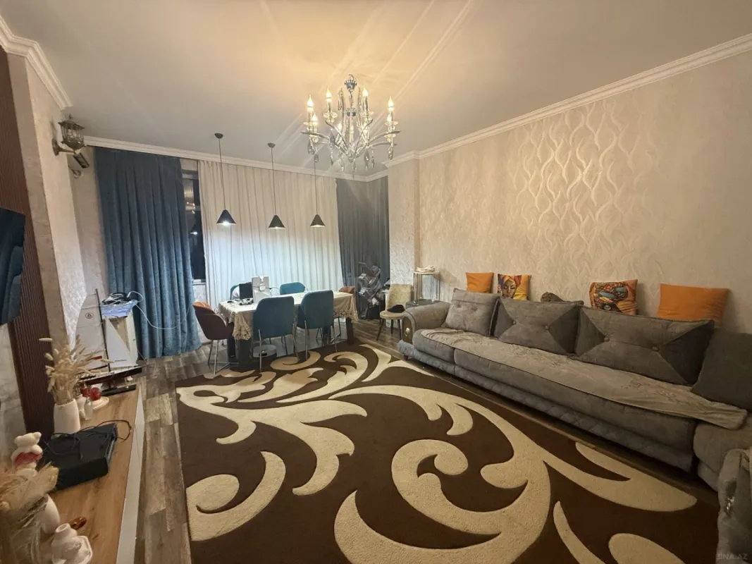 Satılır 3 otaqlı mənzil 115 m²
