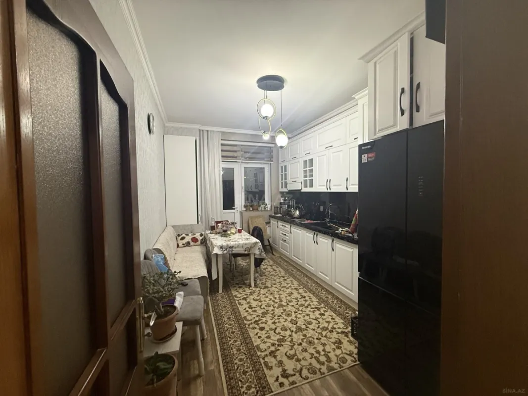 Satılır 3 otaqlı mənzil 115 m²