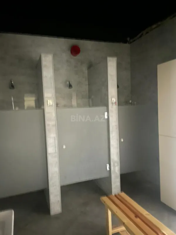 Satılır obyekt 1300 m²