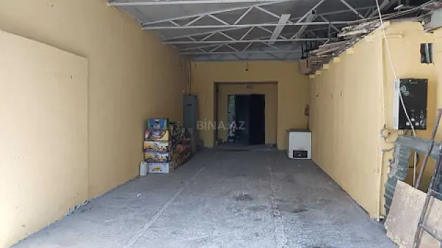 Satılır obyekt 1300 m²