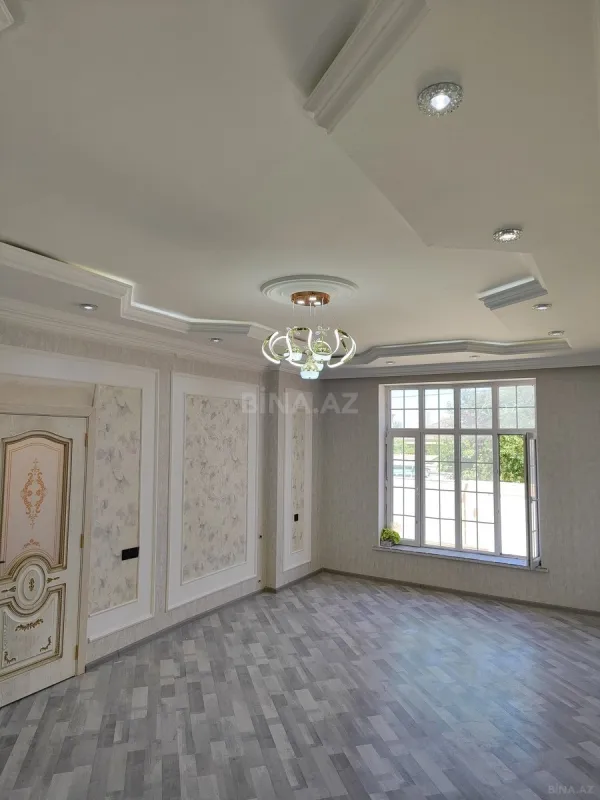 Satılır 5 otaqlı həyət evi 190 m²