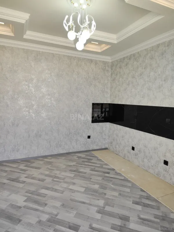 Satılır 5 otaqlı həyət evi 190 m²