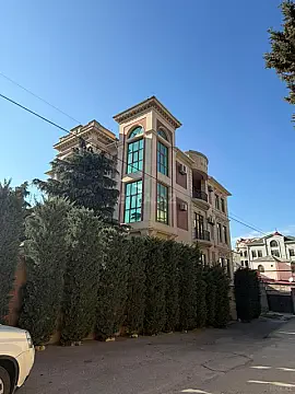 Satılır 9 otaqlı həyət evi 600 m² — Bakı 9 otaq 600.00 m²