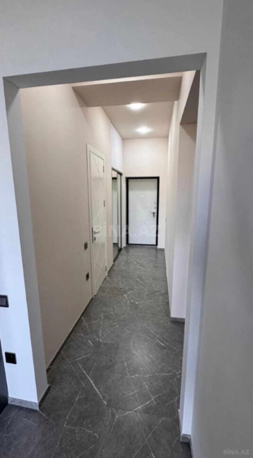 Satılır 2 otaqlı mənzil 52 m²