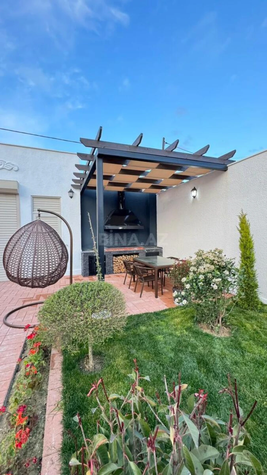 Satılır 5 otaqlı həyət evi 210 m²