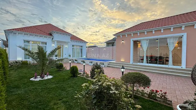 Satılır 5 otaqlı həyət evi 210 m²