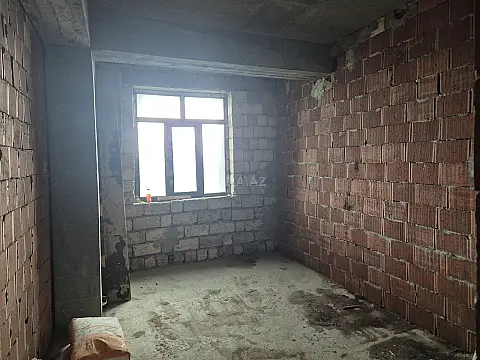 Satılır 2 otaqlı mənzil 70 m²