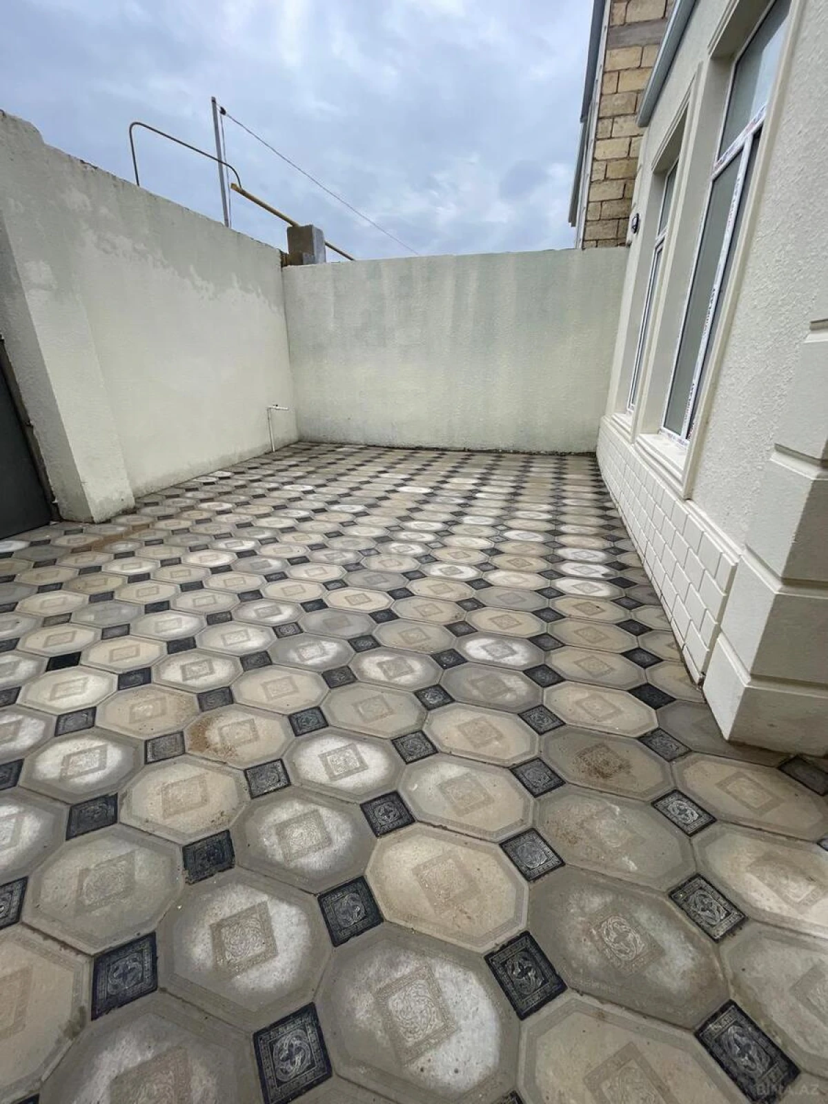 Satılır 2 otaqlı həyət evi 150 m²