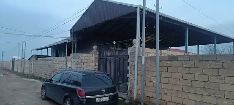 Satılır 4 otaqlı həyət evi 120 m²