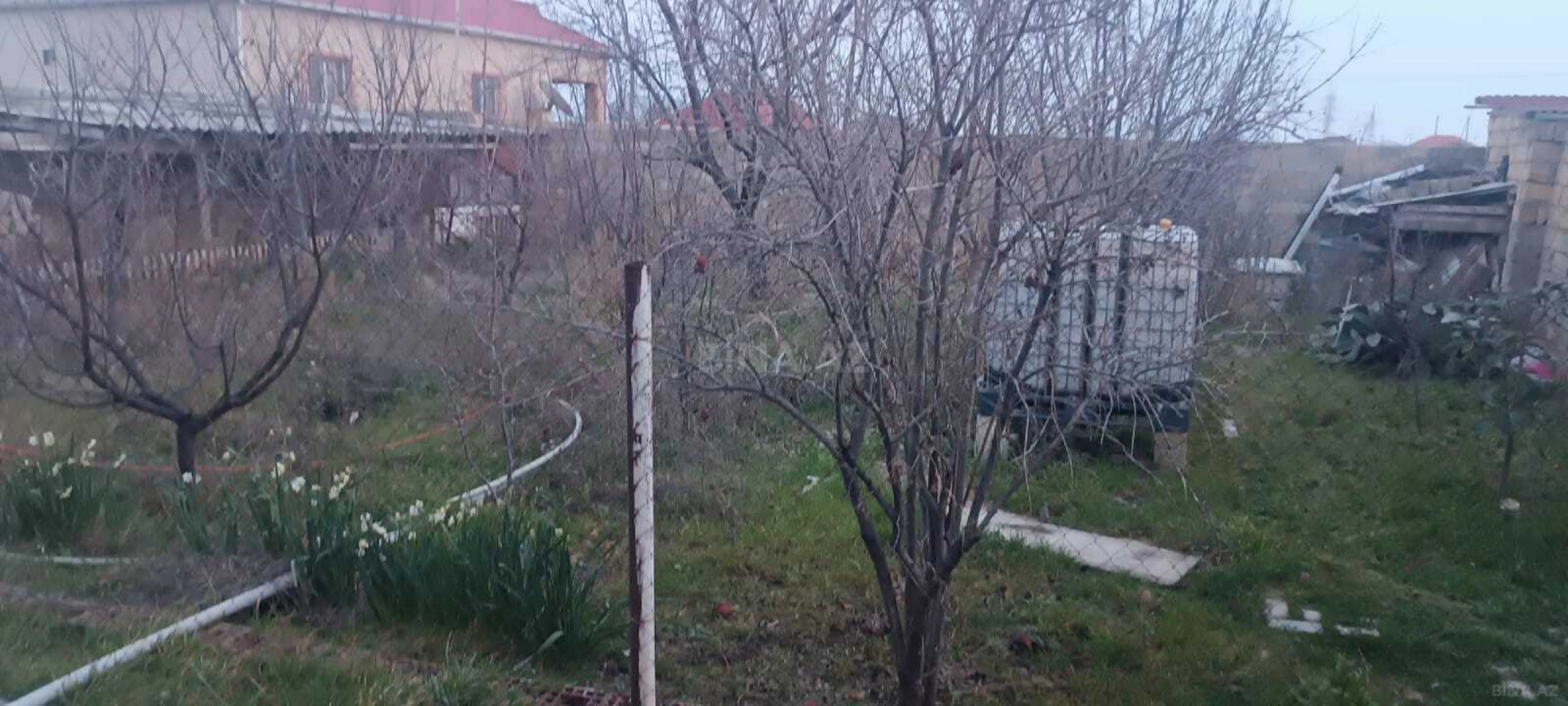 Satılır 4 otaqlı həyət evi 120 m²