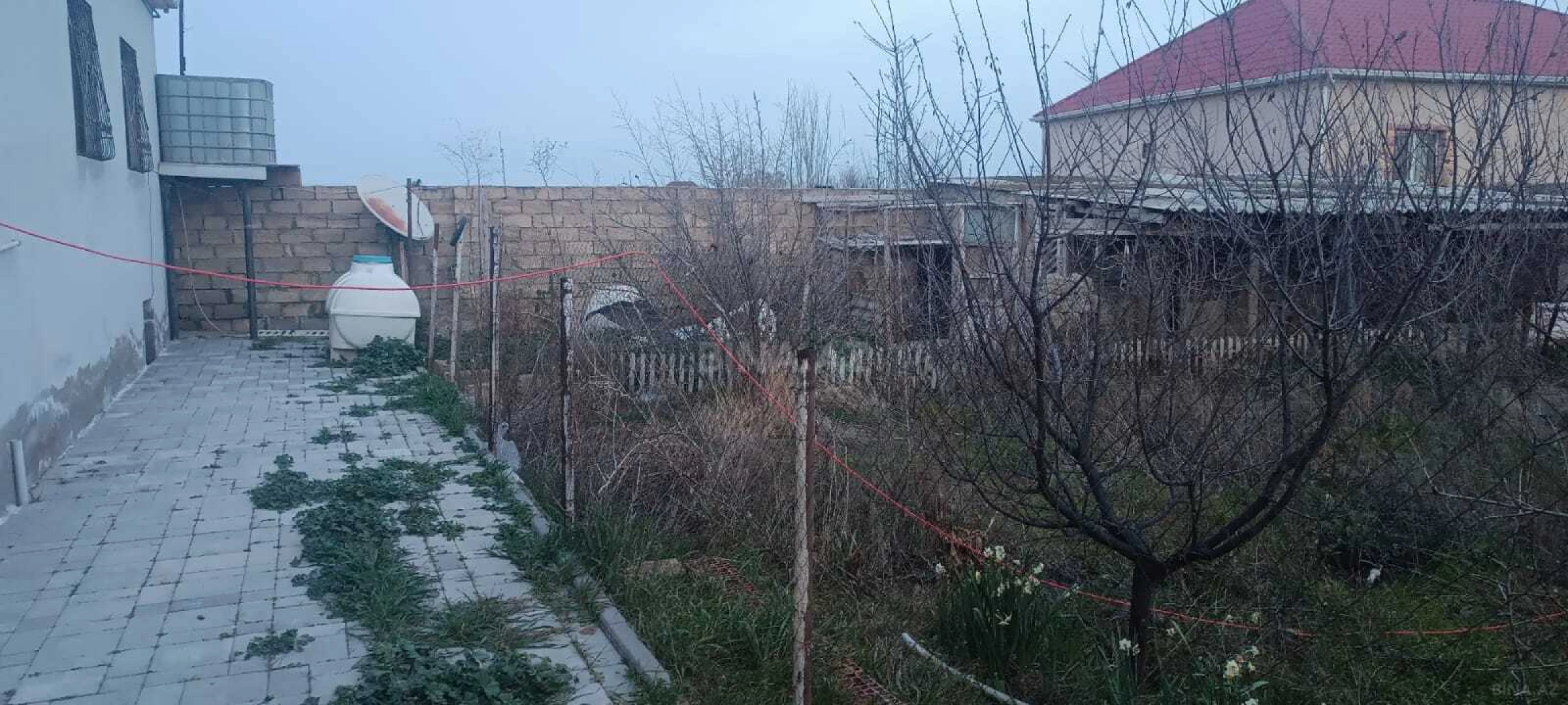 Satılır 4 otaqlı həyət evi 120 m²