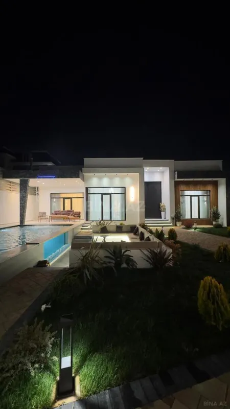 Satılır 5 otaqlı həyət evi 300 m²