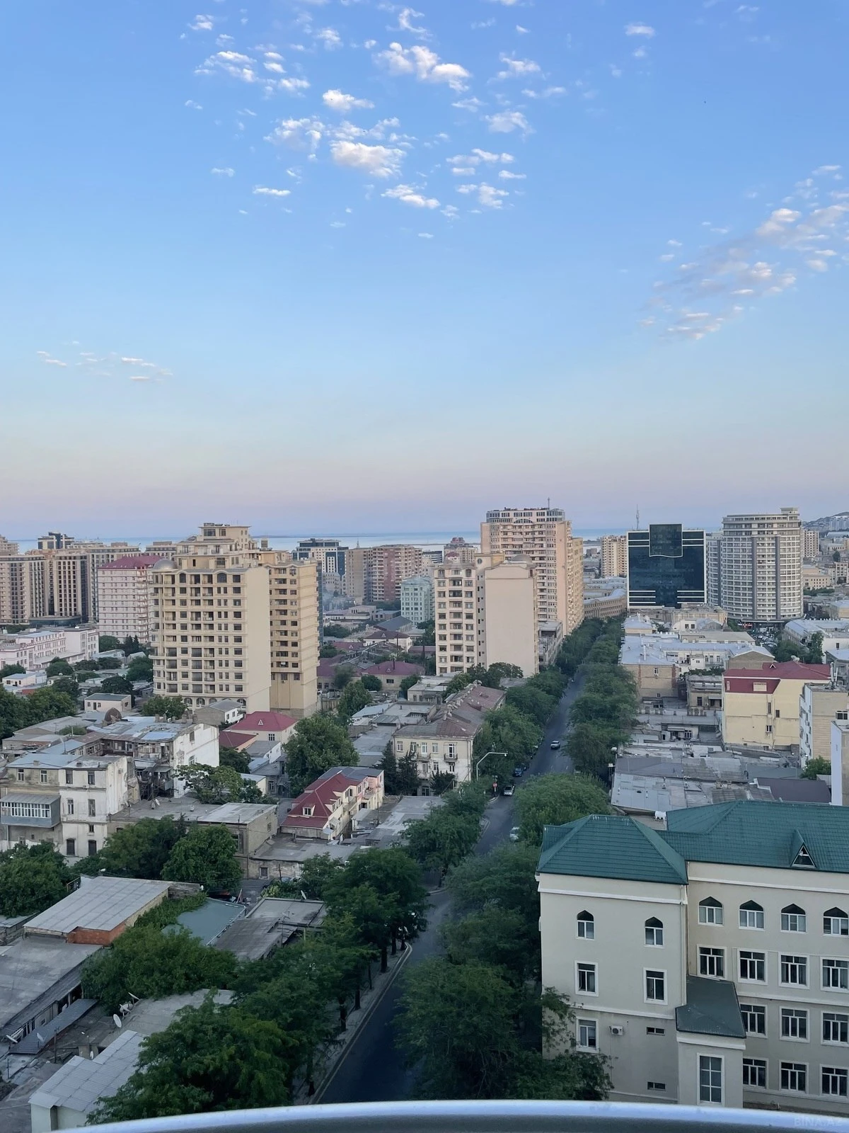 Kirayə verilir 3 otaqlı mənzil 135 m²