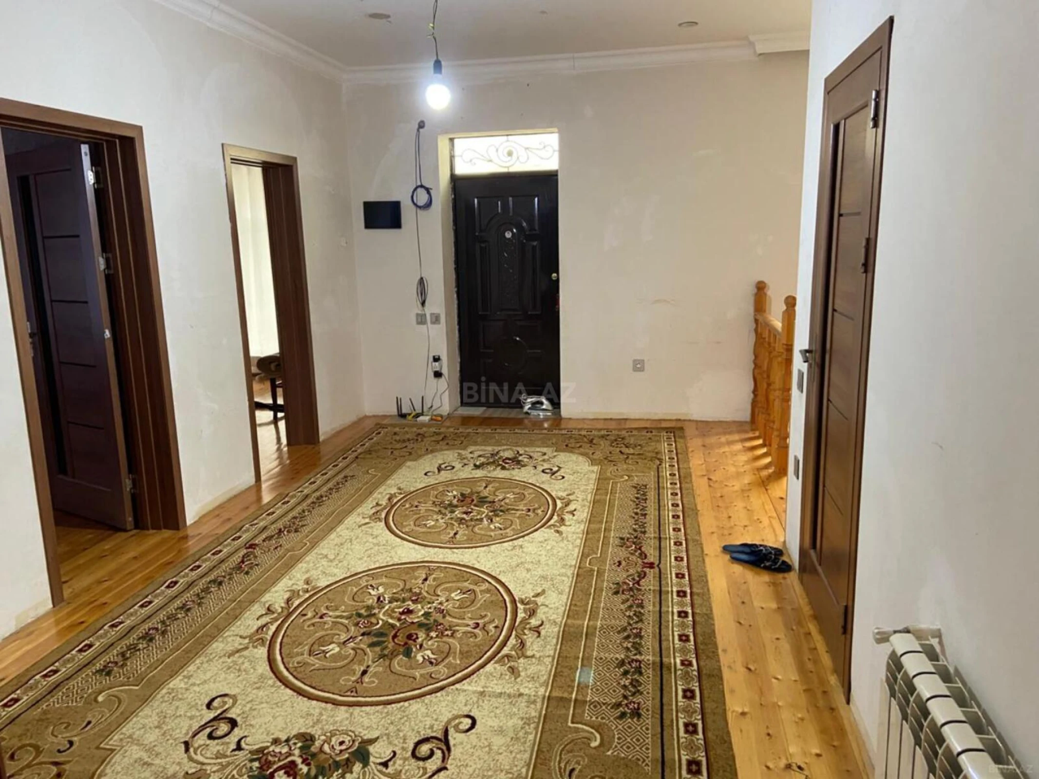 Satılır 7 otaqlı həyət evi 180 m²