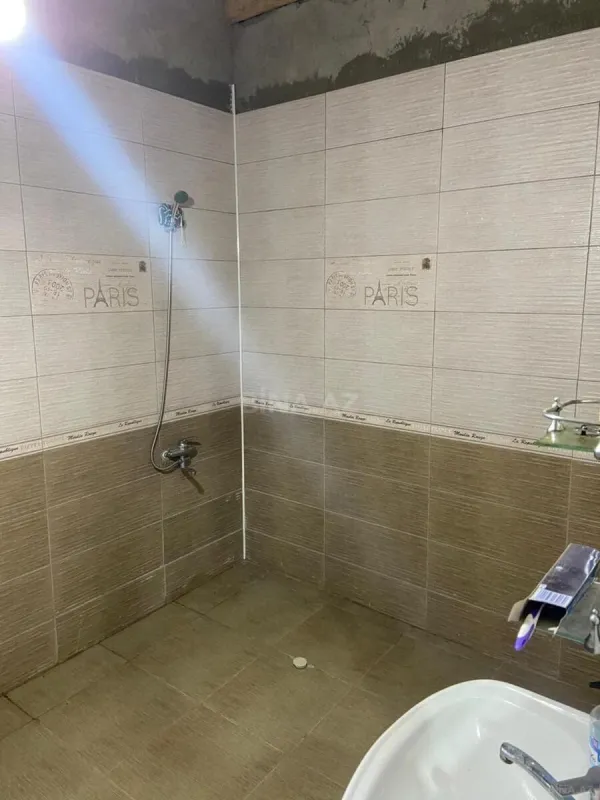 Satılır 7 otaqlı həyət evi 180 m²