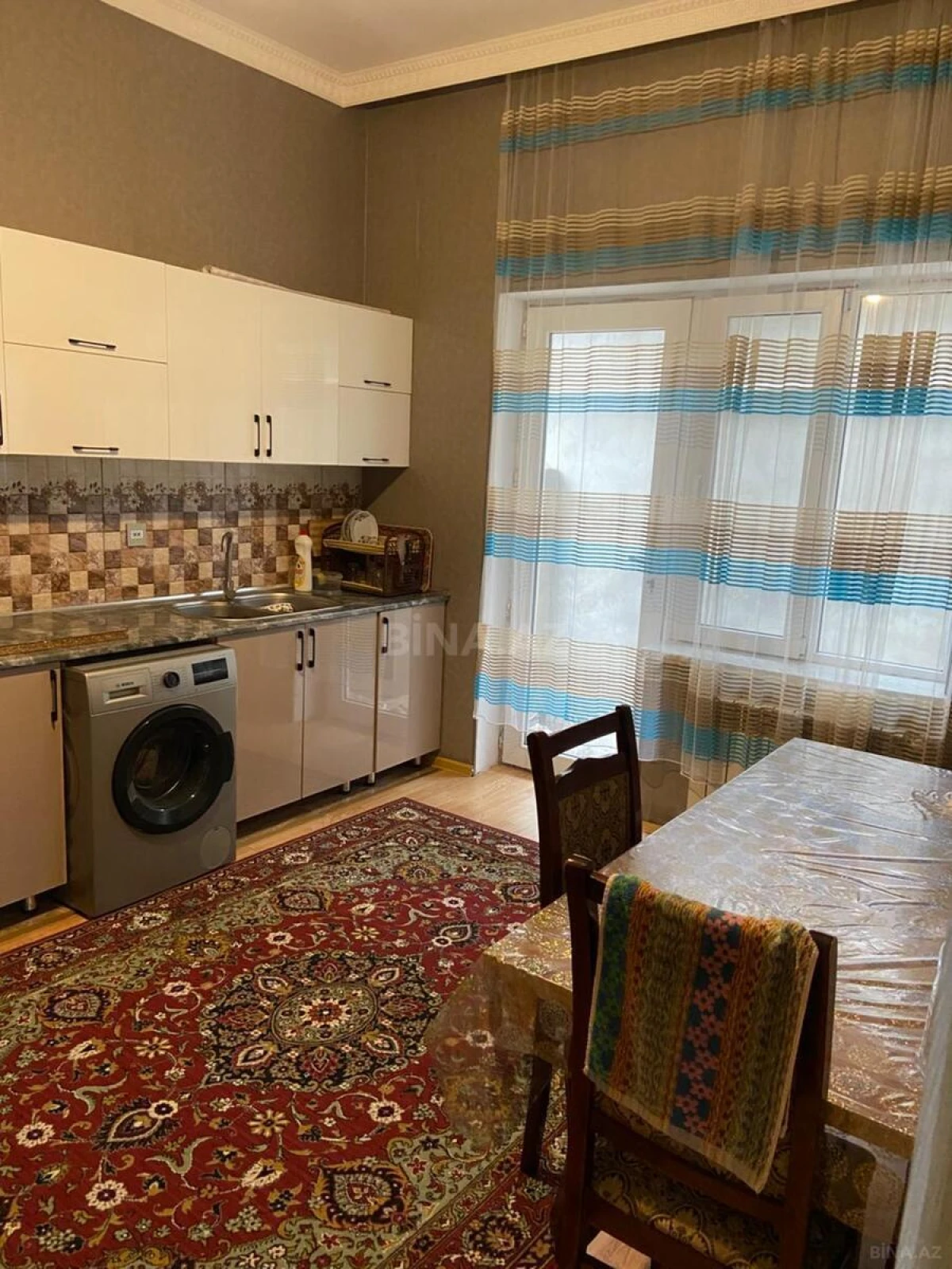 Satılır 7 otaqlı həyət evi 180 m²