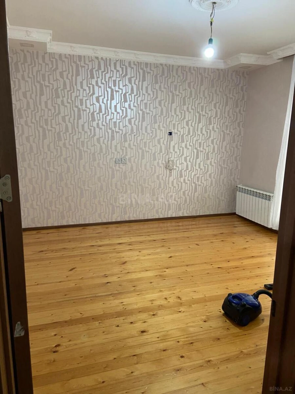 Satılır 7 otaqlı həyət evi 180 m²