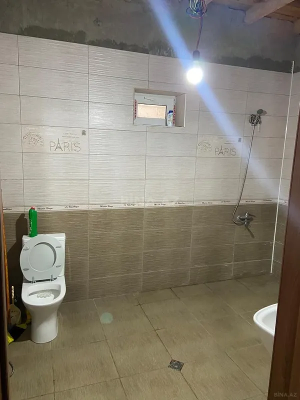 Satılır 7 otaqlı həyət evi 180 m²